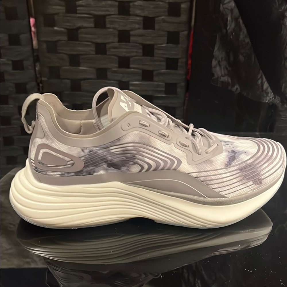 APL Women's Athletic Shoes in Gray Women’s Size 9